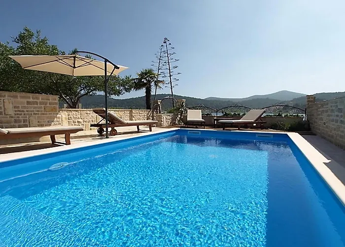 Antisin بيت للعطل